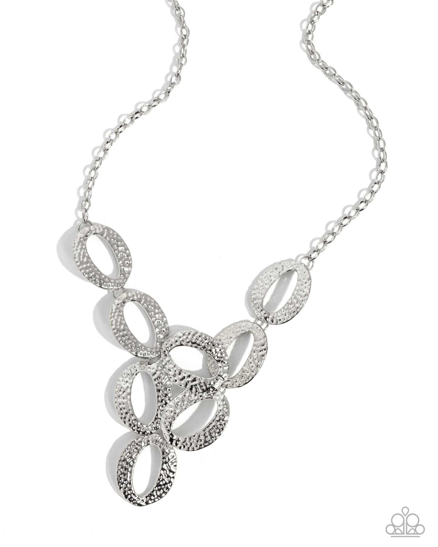 OVAL The Limit - Silver Necklace Earring Set