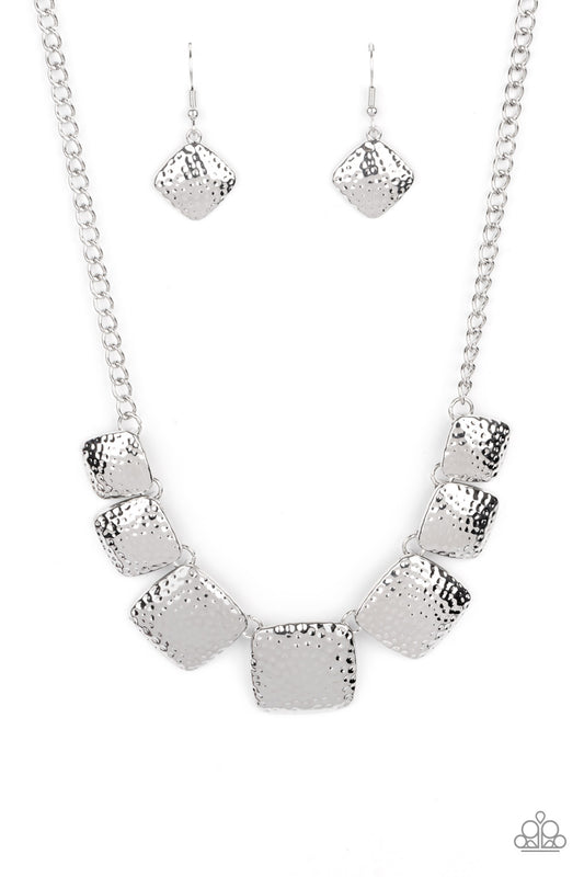 Keeping It RELIC - Silver Necklace Earring Set