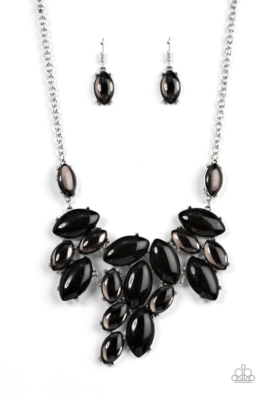 Date Night Nouveau - Black necklace Earring Set