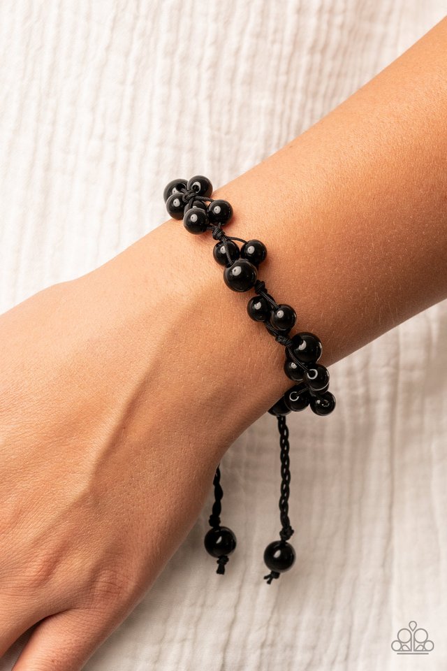 Vintage Versatility - Black Bracelet