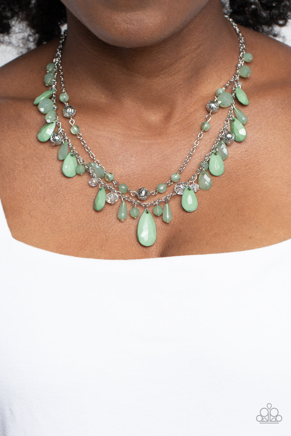 Flirty Flood - Green Necklace Earring Set