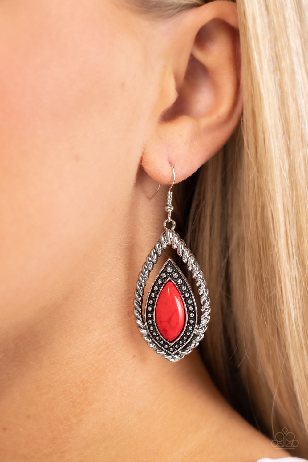 Twisted Trailblazer - Red Earrings