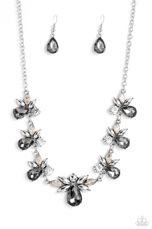 Explosive Effulgence - Silver Necklace Earring Set