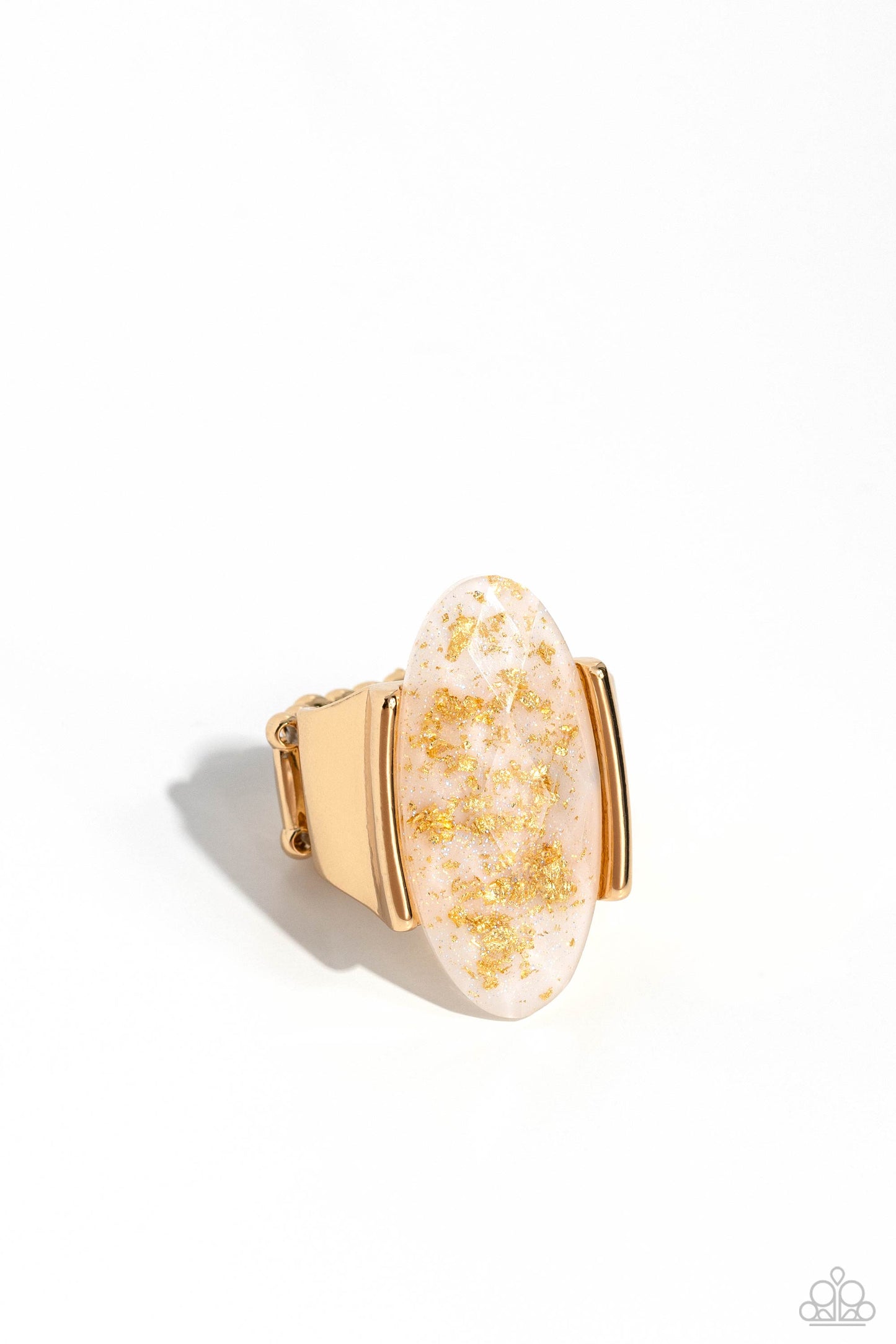 Shimmery Sovereign - White / Gold ring