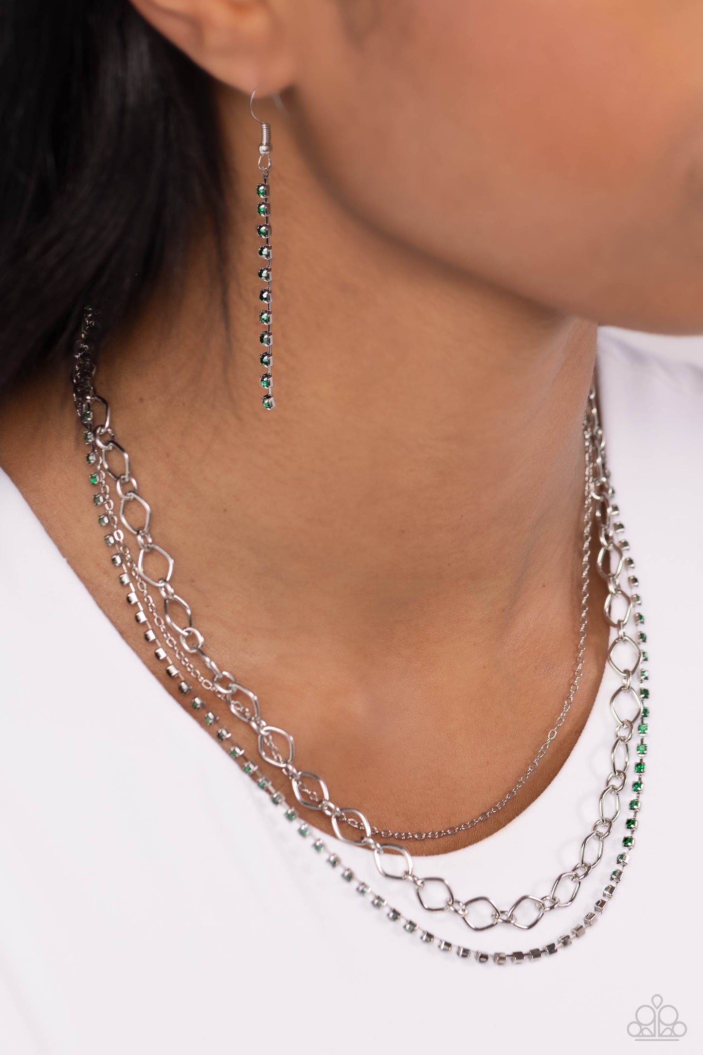 Tasteful Tiers - Green Necklace Earring Set