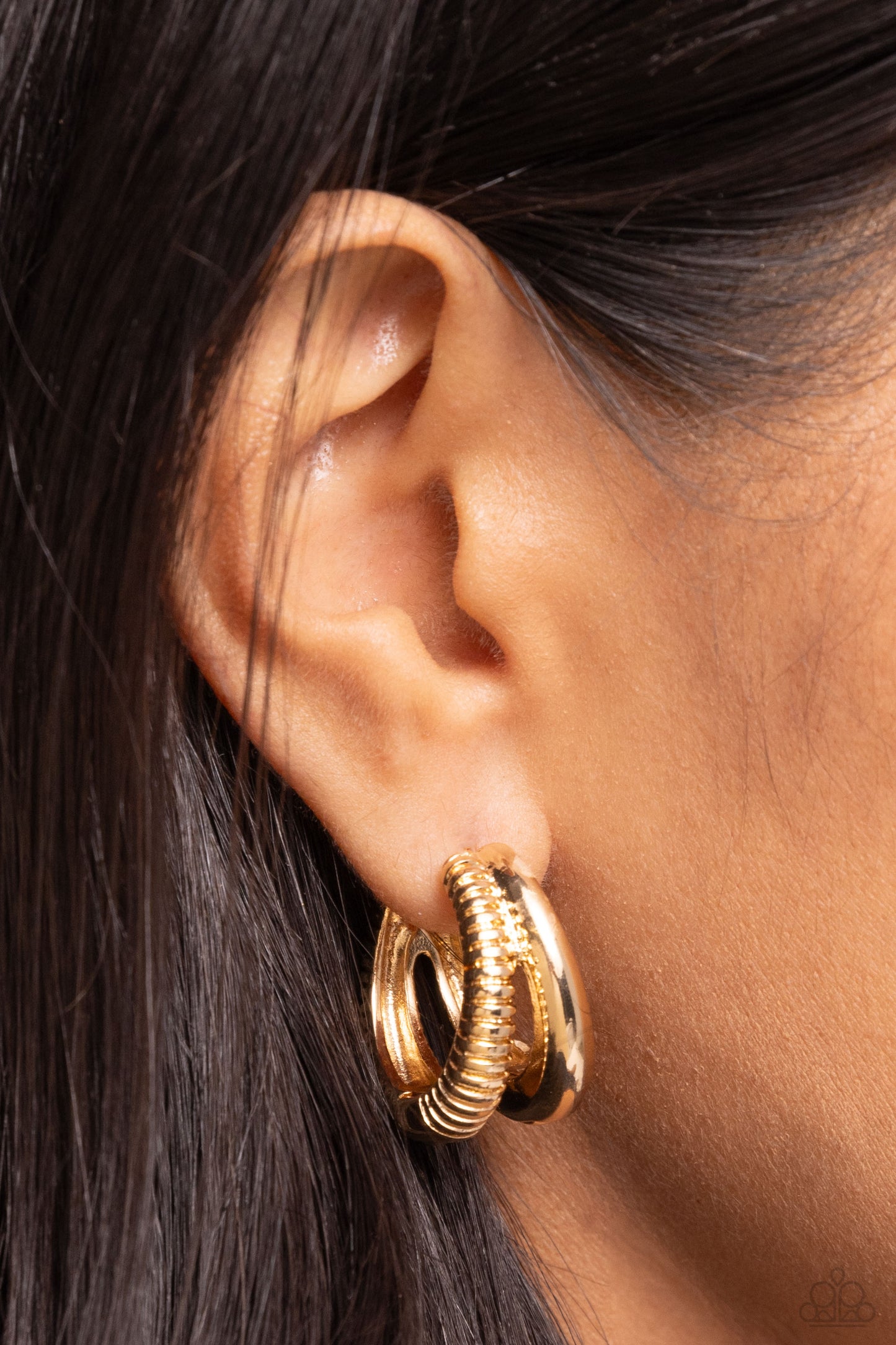 Textured Tremolo - Gol Earrings