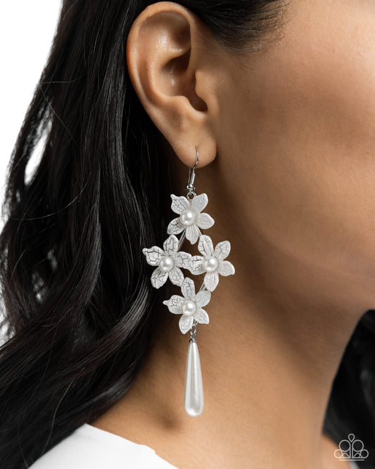 Vintage Veining - White Earrings