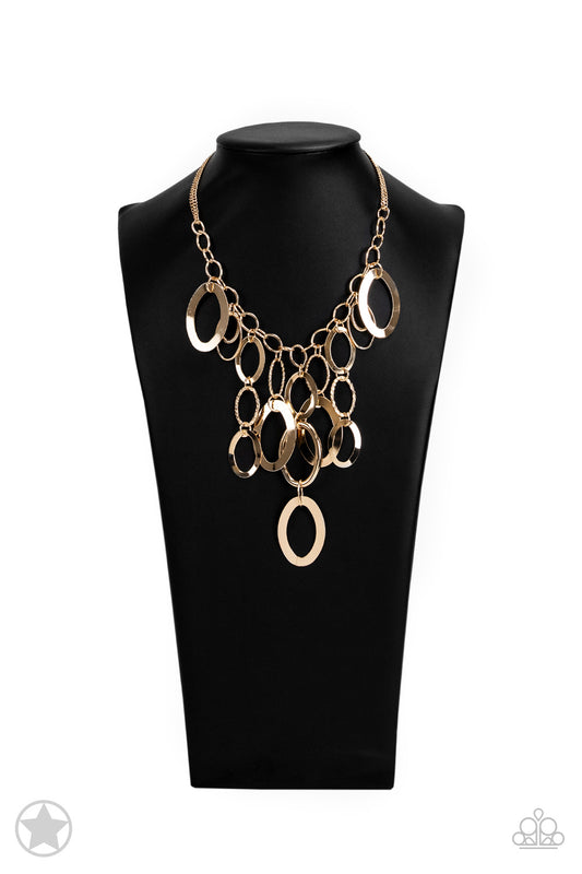 A Golden Spell Gold Necklace Set