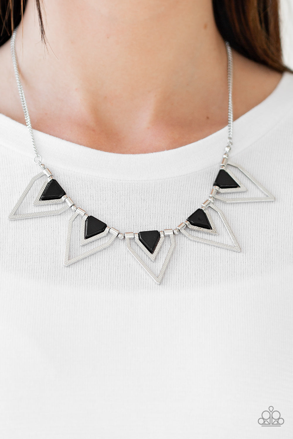 The Pack Leader - Black Necklace Set