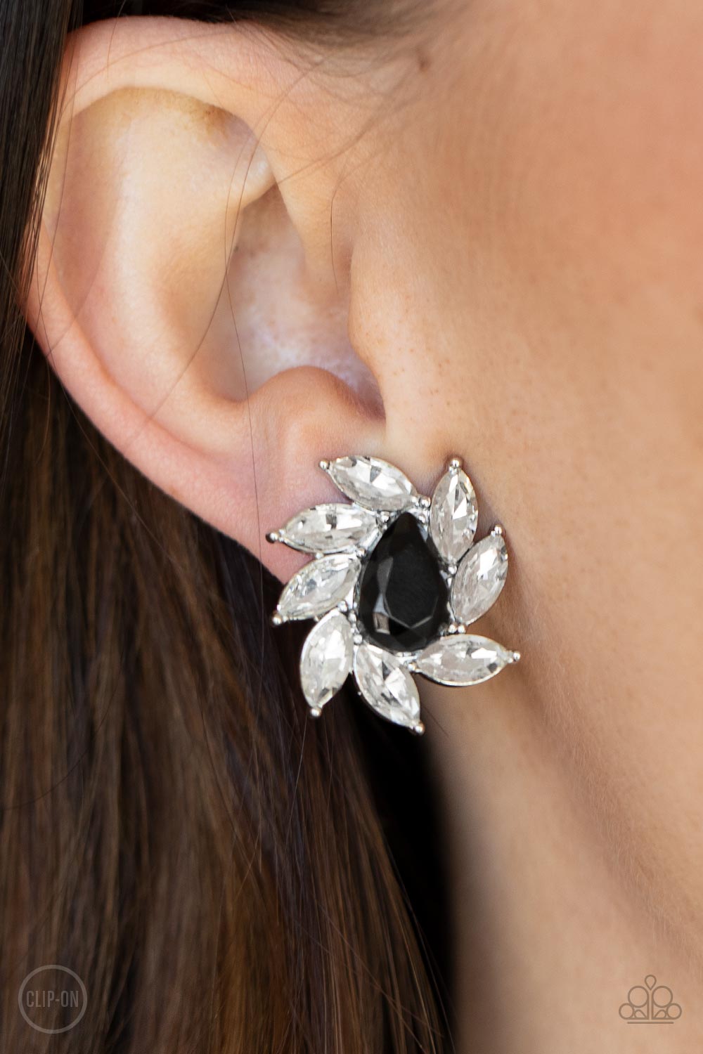 Sophisticated Swirl - Black Earring