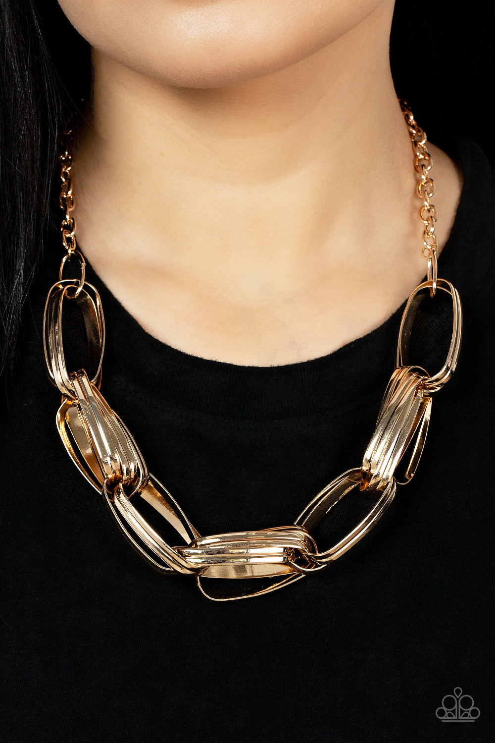 Fiercely Flexing - Gold Necklace Earring Set