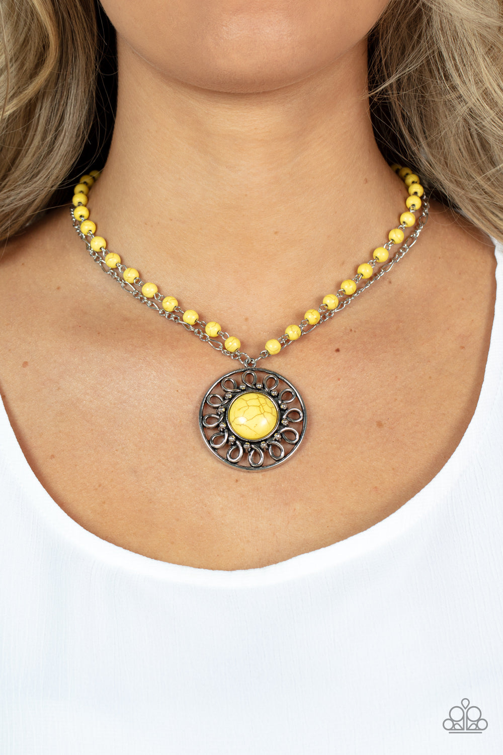 Sahara Suburb - Yellow Necklace Earring Set