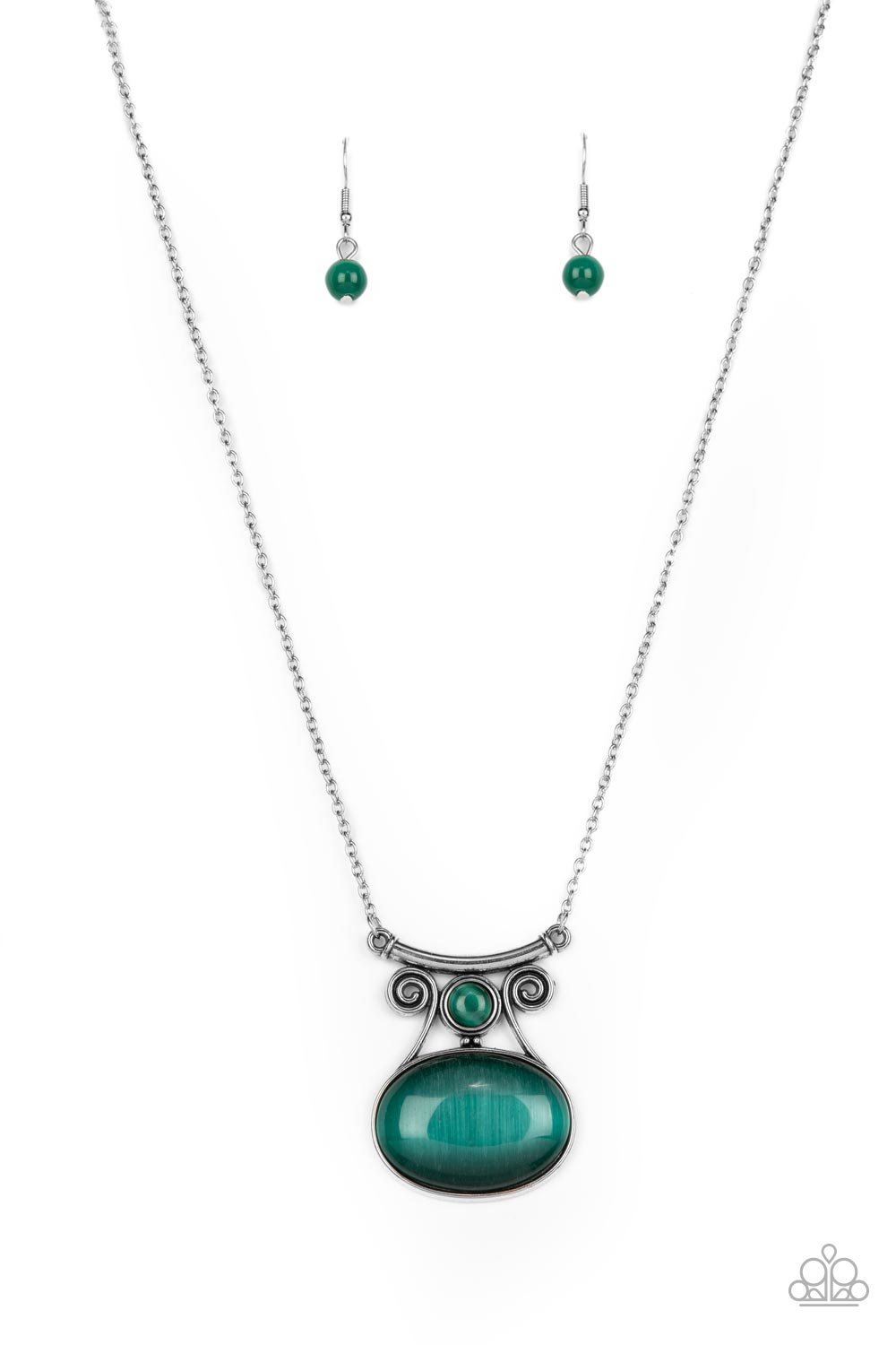 One DAYDREAM At A Time  Green Necklace Set