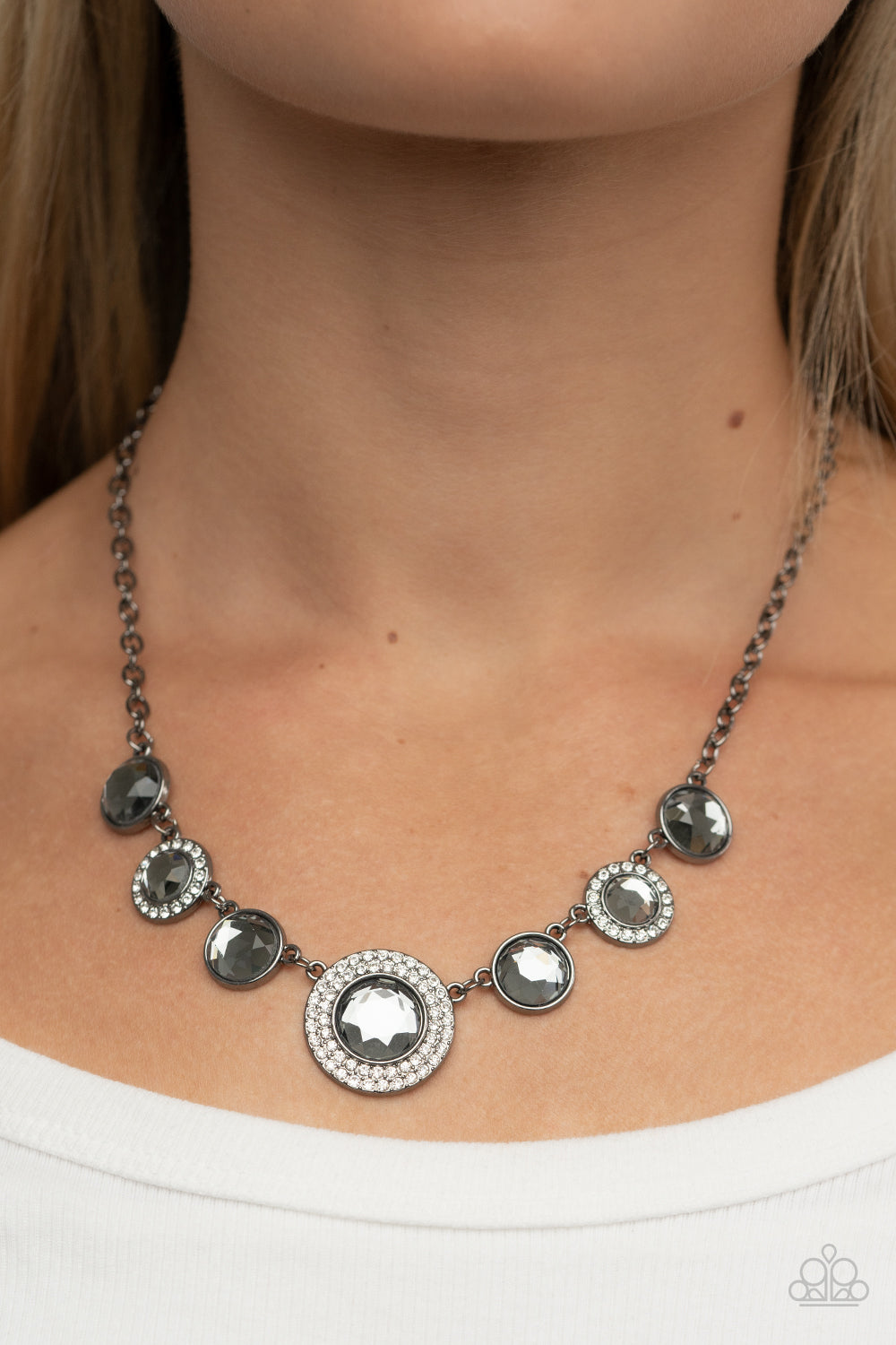 Extravagant Extravaganza - Black Necklace Earring Set