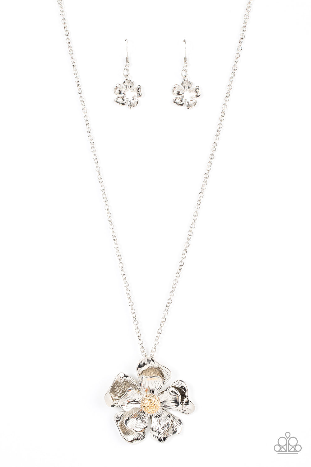 Homegrown Glamour - Silver Necklace Earring Set