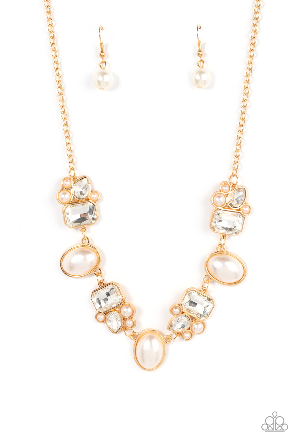 Sensational Showstopper - Gold Necklace Earring Set