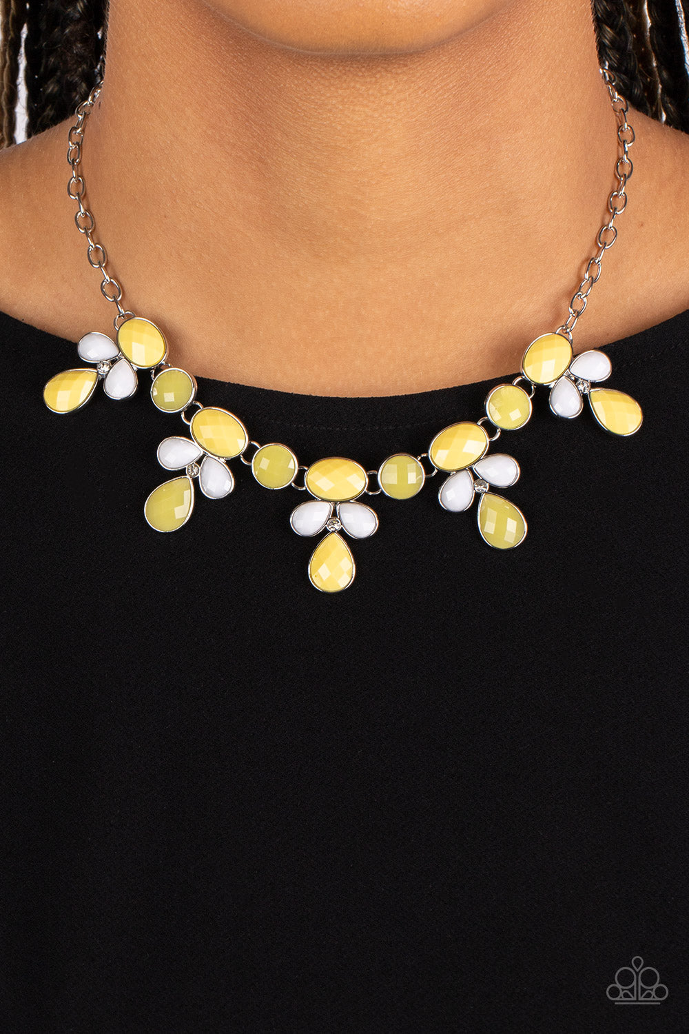 Midsummer Meadow - Yellow Necklace Earring Set